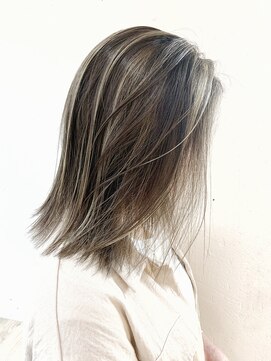 ヘアーワークス ヘルム 渋谷店(HAIR WORKS HELM) 【HELM渋谷】外国人風ミディアムレイヤー