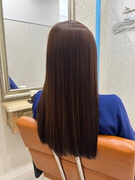 ライナス(Linus) 20代30代40代髪質改善カラーショコラブラウン艶感ロング