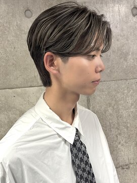 ユキ 八事(yukii) センターパート ハイライト マッシュ 韓国ヘア八事 昭和区天白