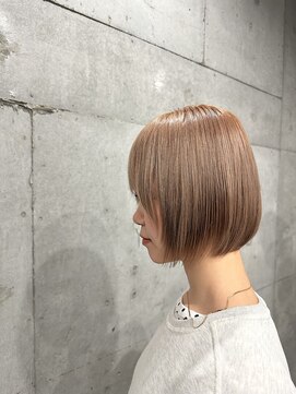 シャワー(SHOWER) ボブ、ショート、顔周り、ブリーチなしダブルカラー、レイヤー