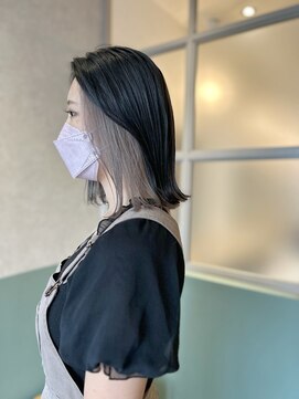 ルース(LOOSE) 【下田健太】切りっぱなしボブインナーカラーシルバーベージュ