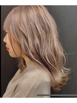 ビビグランジュテ(BiBi) 高知　南国市　BiBi glandjete　巻き髪ホワイトピンク