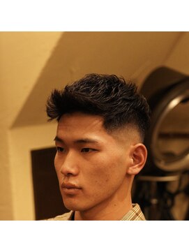ピーキーズ 小倉店(Peaky's) fade style
