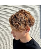 流行りのツイストパーマ、ツイストスパイラルパーマでオシャレになりませんか？？