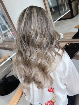 ナンバー リコ 名駅 ジャム 名古屋(N° rico JAM) ニュアンスカラー ホワイトグレージュ バレイヤージュ