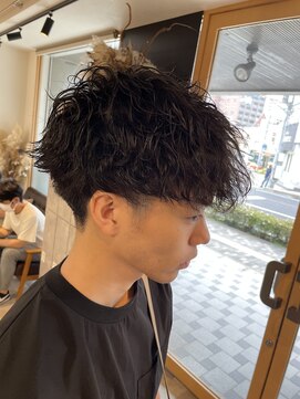 レオン(Re:ON) 波巻きパーマ！