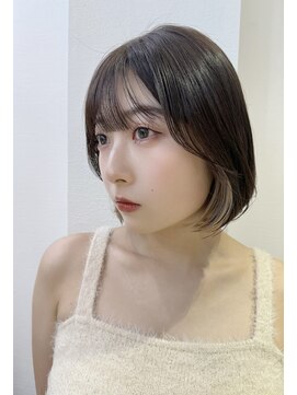 ロンドアベニール 北千住(Lond avenir) インナーカラー×ボブ　ミルクティーベージュ　西田大樹