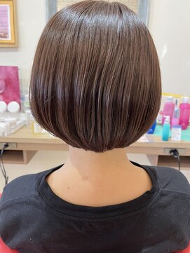 ピアリ オカモト(Peri okamoto) 上品ボブ