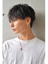 レーヴス(REVES) 無造作シャドウマッシュ