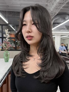 ニコ トウキョウ 渋谷(nico TOKYO) 顔まわりレイヤーハッシュレイヤー透明感オリーブグレージュ渋谷