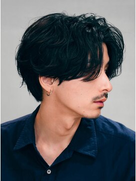 レタッチ バイ フィフス 天神大名(RETOUCH by fifth) 天神ニュアンスパーマフェザーパーマセンターパートウルフカット