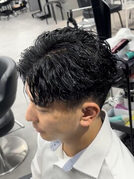 オーバルバイアピッシュ(OVARL by apish) ツイスパ/縦落ちパーマ/メンズショート/メンズパーマ