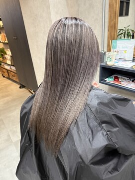 サニー 渋谷(SUNNY) バレイヤージュ、ハイライト、レイヤーロング、キッズカット