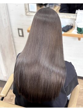 スカイ(SKY) 透明感カラー/髪質改善/縮毛矯正/韓国風レイヤーカット