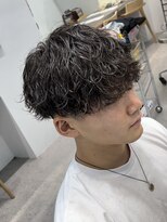 フィフス トウキョウ (fifth TOKYO)&nbsp;シャドウパーマツイストスパイラルパーマルーズパーマメンズヘア