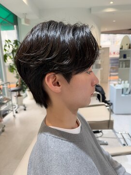 ノラ ウメダ(NORA UMEDA) 韓国ヘア センターパートマッシュ×カルマパーマ