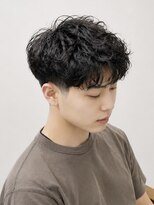 オルタナティブパレード(Alternative Parade) シャドウパーマ黒髪刈り上げ 黒髪フェードメンズパーマショート