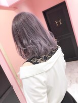 アマンドール(Aman D'or)&nbsp;ホワイトラベンダーグレー×ゆる巻きミディ