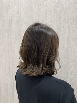 アルーシェ 心斎橋(Alushe) オリーブ×大人っぽミディ