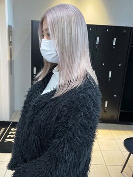 シーク 天神(SEEK) 【SEEK 松尾菫菜】ホワイトシルバー