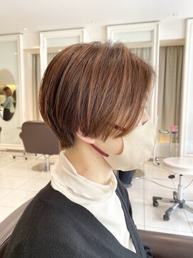 ヤヨイブレインズフェアリー(YAYOI BRAINS fairy) 前髪のないシンプルショートボブ