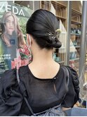 タイトなお呼ばれヘアアレンジ