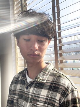 トレイス(trace) 前下がりマッシュスパイラルパーマ