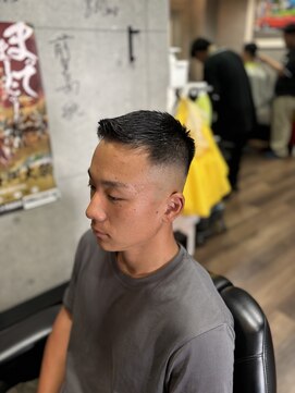 グロウヘアワークス(grow hair works) 夏×スキンフェード