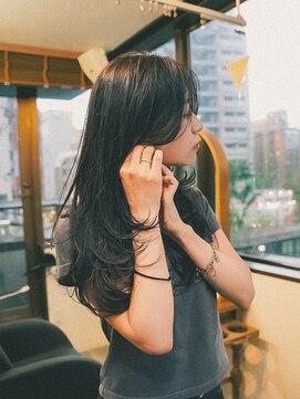 ディスアンドザット あびこ店(THIS&THAT) hair by ryu【黒髪 ロングレイヤー】