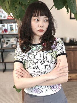 ウィム(wim) 『Rayer style』ミディアムレイヤー/チェリーレッド