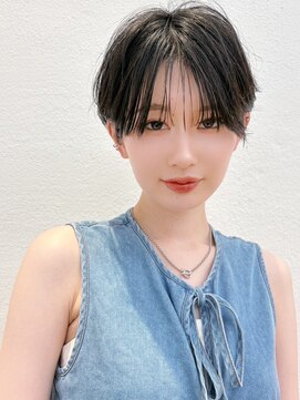 ホフ 大阪心斎橋店(F.O.F) オリーブベージュショートミニボブグレージュブリーチレイヤー