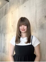 【yuna】女性らしさをいかした柔らかいスタイルや顔まわりカット、透明感カラーお任せ下さい♪