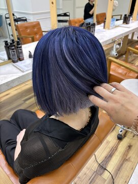 アプリバイリアン 浦和2号店(appri by Rien) ネイビー×シルバー