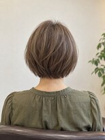 aptas 青山/表参道 白髪染め/白髪ぼかしハイライト/ボリュームアップエクステ&nbsp;表参道/青山/軽い毛束のブラウンボブ