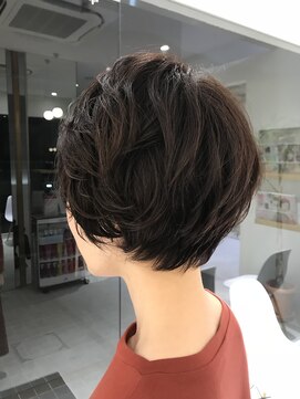 ビアノバ(via nova) パーマショートスタイル