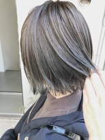 ネイヴィル(navile)&nbsp;オリーブグレージュ×ボブ