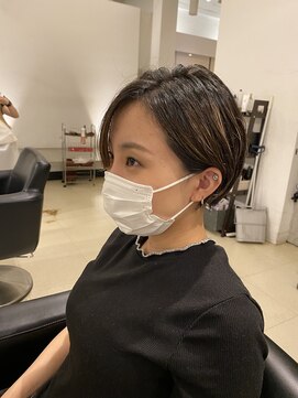 グランアディクト(Gran addict) 丸みハイライトボブ