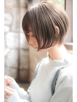 カライング(ing) 大人ショートボブ丸みショートカットマッシュショート前髪あり