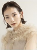 大人可愛い20代30代40代黒髪外ハネショートボブ