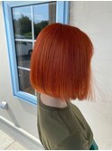 派手髪カジュアル可愛いオレンジカラー 大人可愛いハニボブ