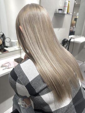 アルマバイロサ(ALMA by ROSA) 春に向けて＊ハイトーンブロンドベージュ/担当rui