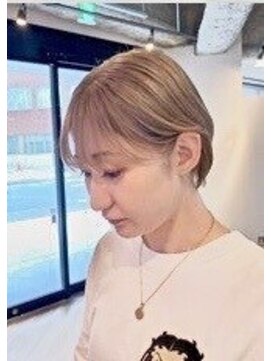 エイト ソル 博多筑紫口店(EIGHT sol) 柔らかいミルクティーベージュ