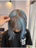 水色×シルバーのブロックカラー