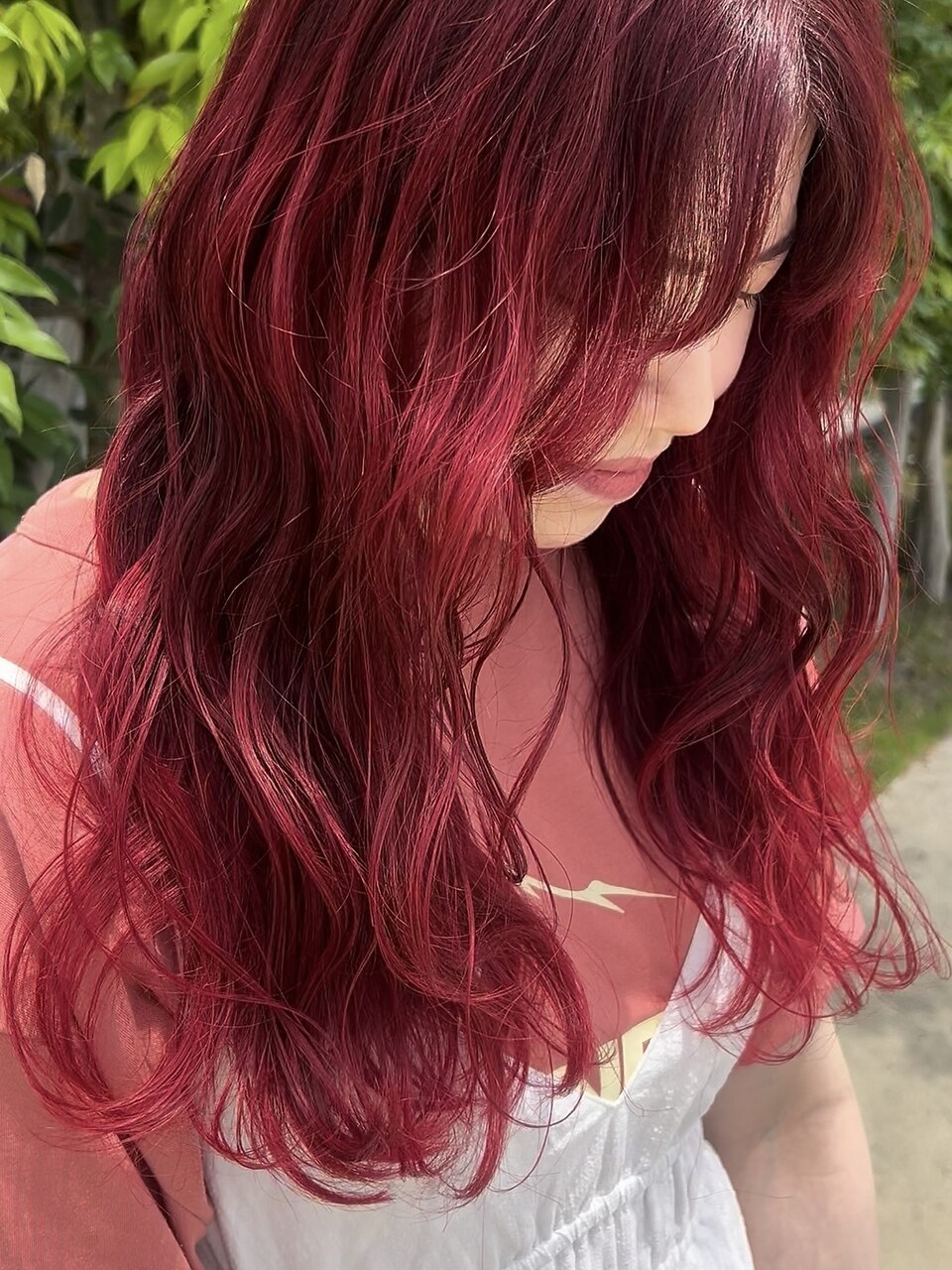 2025年秋】レッドカラーの髪型・ヘアアレンジ｜人気順