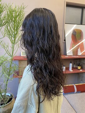 フェンヘアーアイス 中目黒(Fen.hair ici) 冬のこなれ感◎ロングパーマ×レイヤー×透明感グレージュ