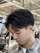 フィフスパーク(fifth PARK) 渋谷フェザーパーマfifthセンターパートメンズパーマ毛流れ色気