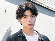 フィフス 仙台(fifth)の雰囲気（フェザーパーマで、ハネ感のあるセンターパートに*(メンズボブ)）