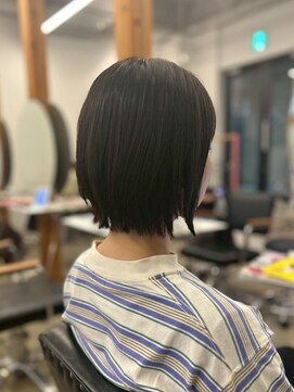 アコロン 武蔵小杉(acoron.) 【武蔵小杉】軽さが際立つ大人レイヤーボブ
