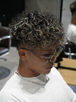 メッツ 原宿(METS) MEN'S/スペインカール×ハイライト/フェード