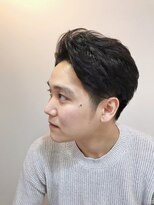 コロナ(CORONA)&nbsp;大人気！刈り上げパーマスタイル